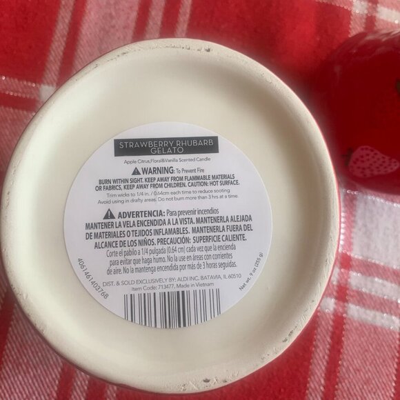 Strawberry Rhubarb Gelato gnome candle - Picture 4 of 4